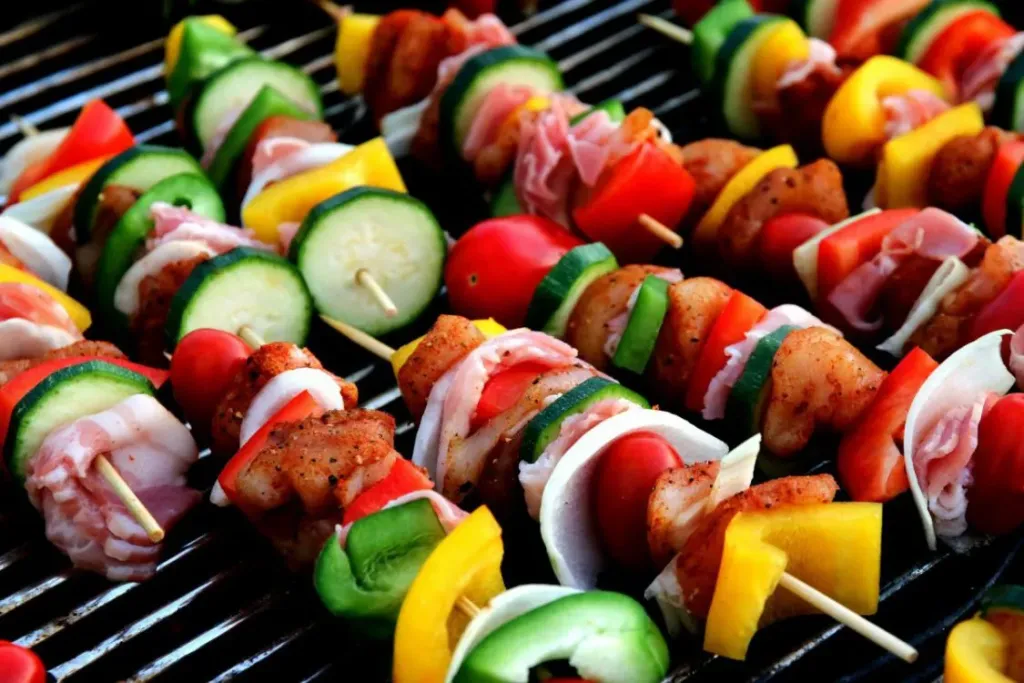 Jaki grill ogrodowy wybrać? Na co zwrócić uwagę?